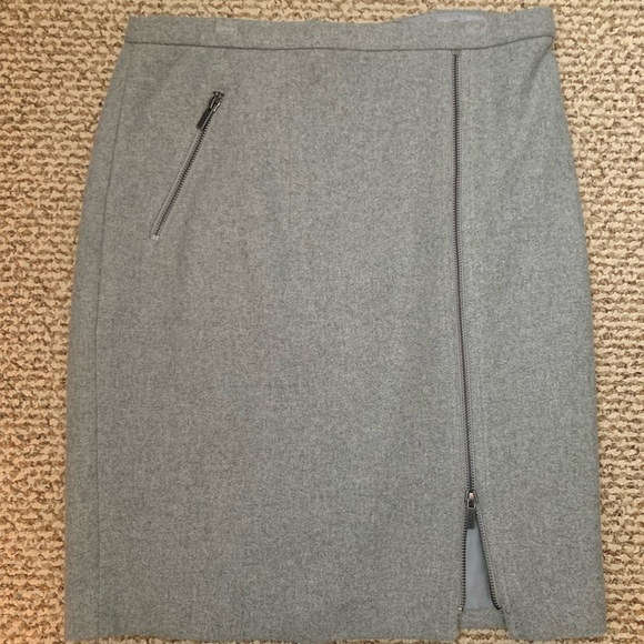 J. Crew Grey Wool Zipper Detail Pencil Skirt - Picture 4 of 9